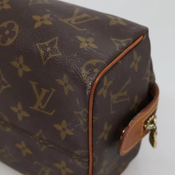LOUIS VUITTON Monogram Trousse Patte Pression Cosmetic Pouch M47636 Auth 137557 - Picture 9 of 16